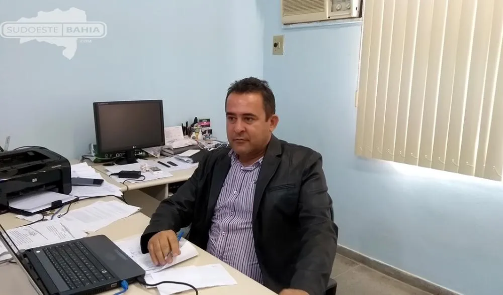 Delegado Clécio Magalhães assume comando da Polícia Civil em Igaporã