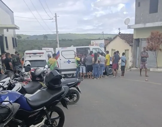 Trabalhador morre e quatro ficam feridos após choque elétrico durante montagem de circo no sudoeste da Bahia